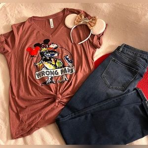 Ladies large v-neck tee